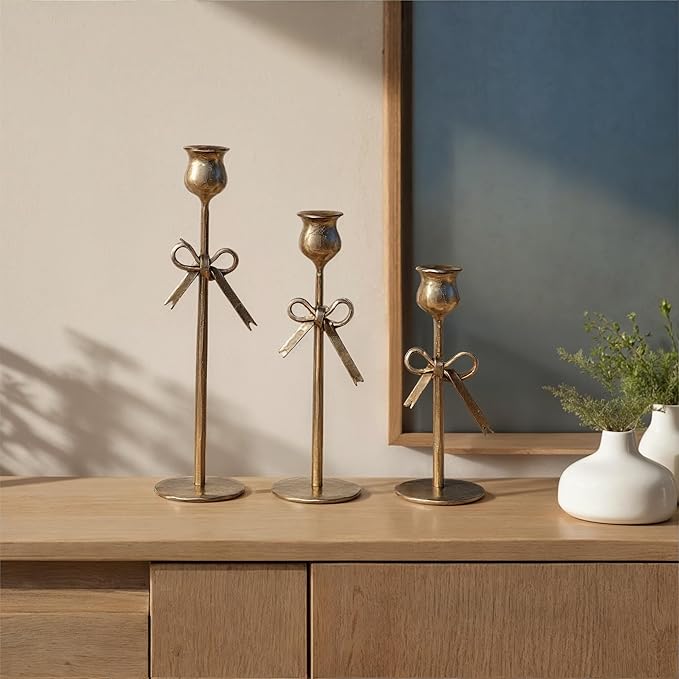 Bow Candlestick